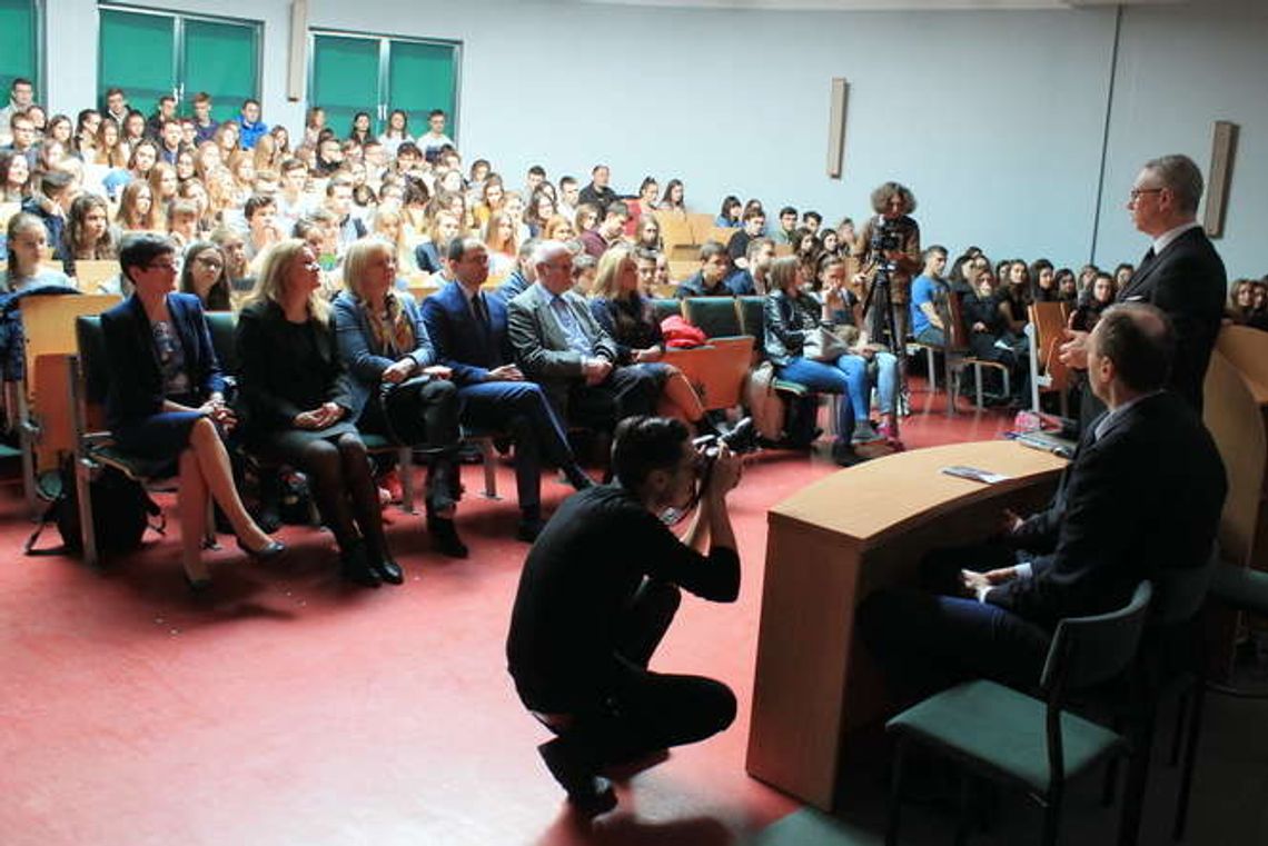 Połączenie studiów i pracy. UMCS chce tu wdrożyć ten pomysł