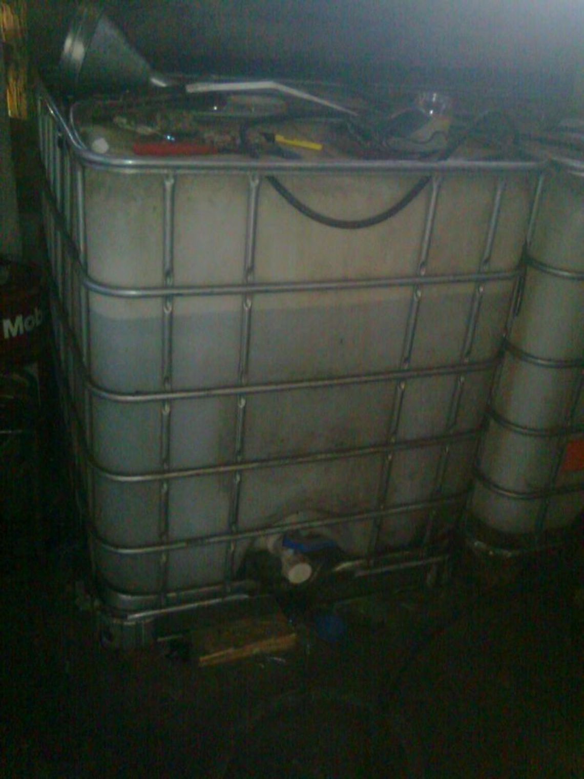 Polatycze: Nielegalne papierosy i olej napędowy