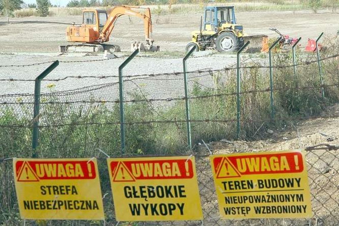 Pole golfowe z opóźnieniem. Urzędnicy: \"Już nam się nie spieszy. Naliczymy karę\"