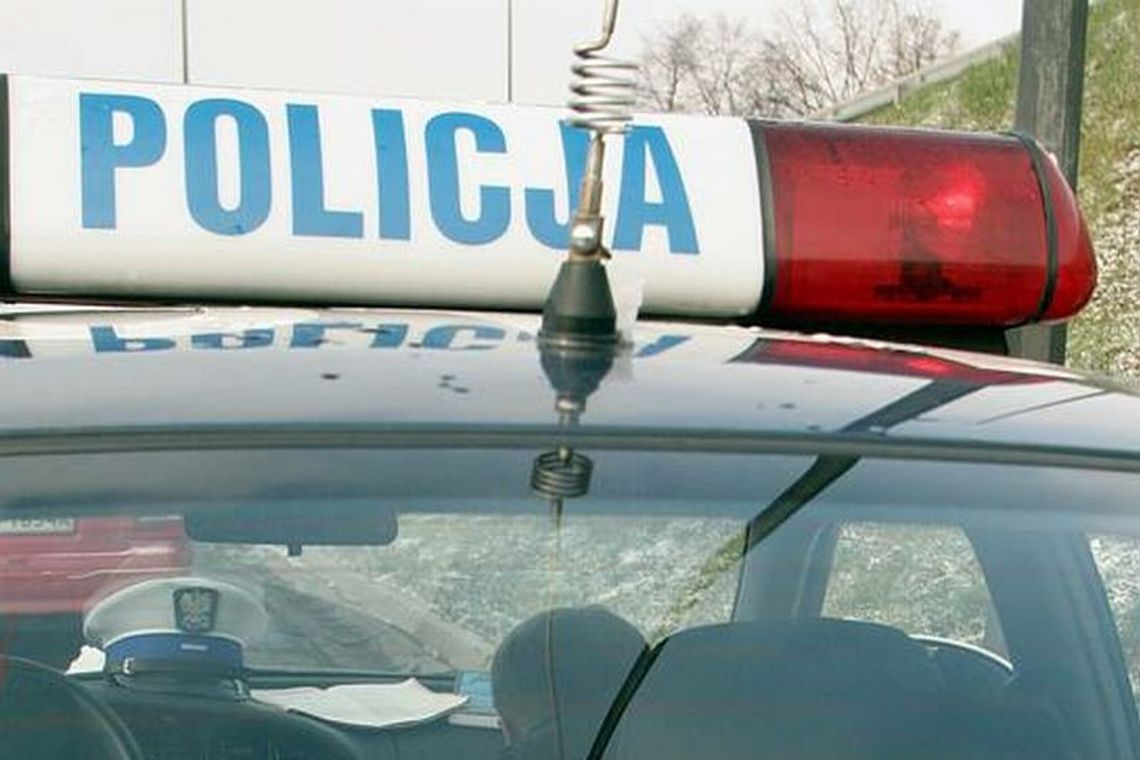 Policja kieruje ruchem skrzyżowaniu Turystyczna – Kasprowicza Policja kieruje ruchem skrzyżowaniu Turystyczna – Kasprowicza