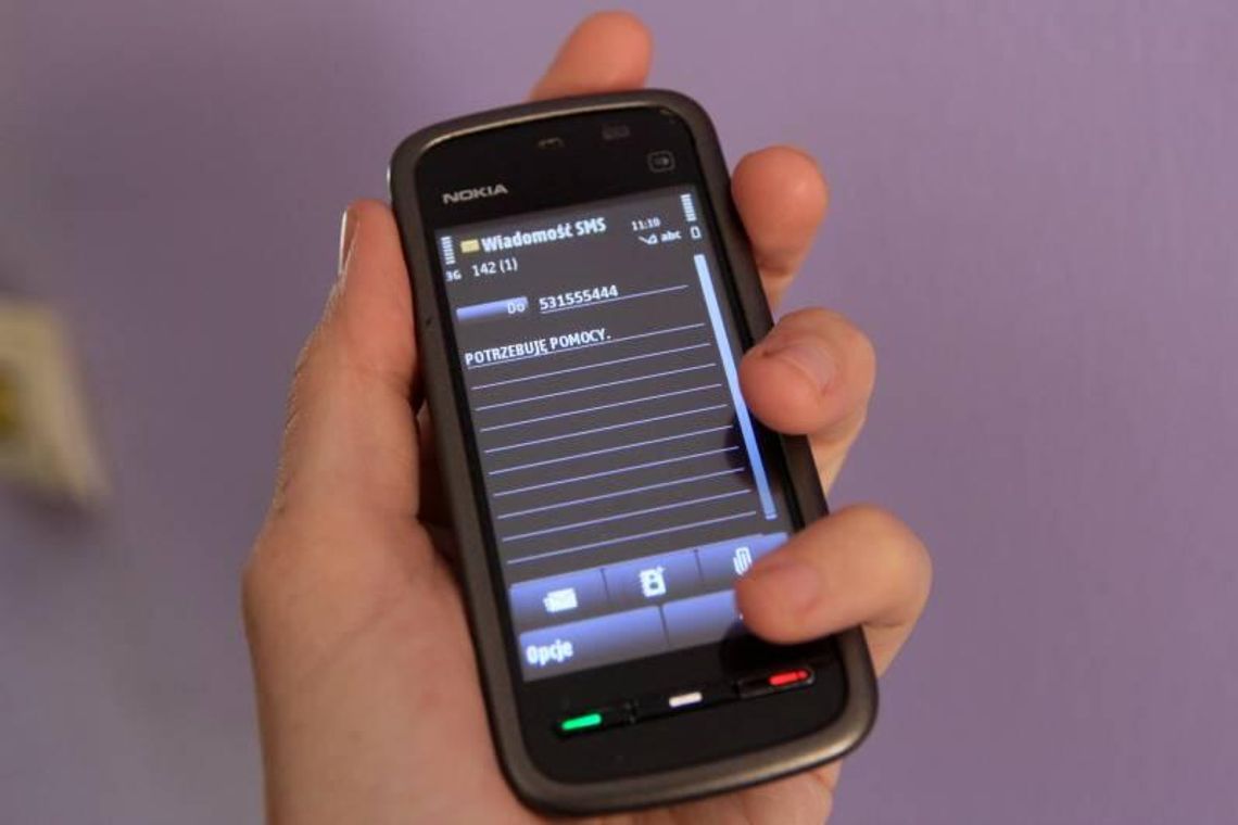 Policja uruchomiła specjalny numer. Wezwiesz ją SMS-em