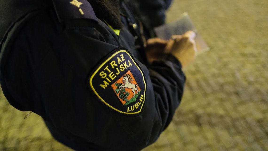 Policja, wojsko i straż miejska. Kiedy zacznie się szczepienie służb? Policja, wojsko i straż miejska. Kiedy zacznie się szczepienie służb?