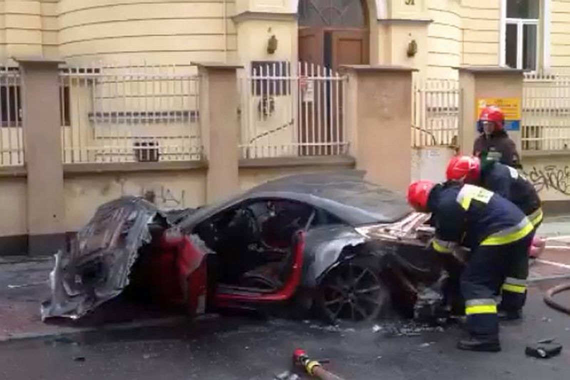 Policja zatrzymała podejrzanego o podpalenie ferrari california