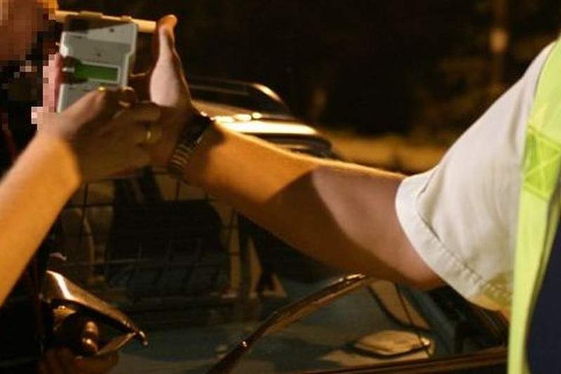 Policjanci skontrolowali w jedną noc 1100 kierowców