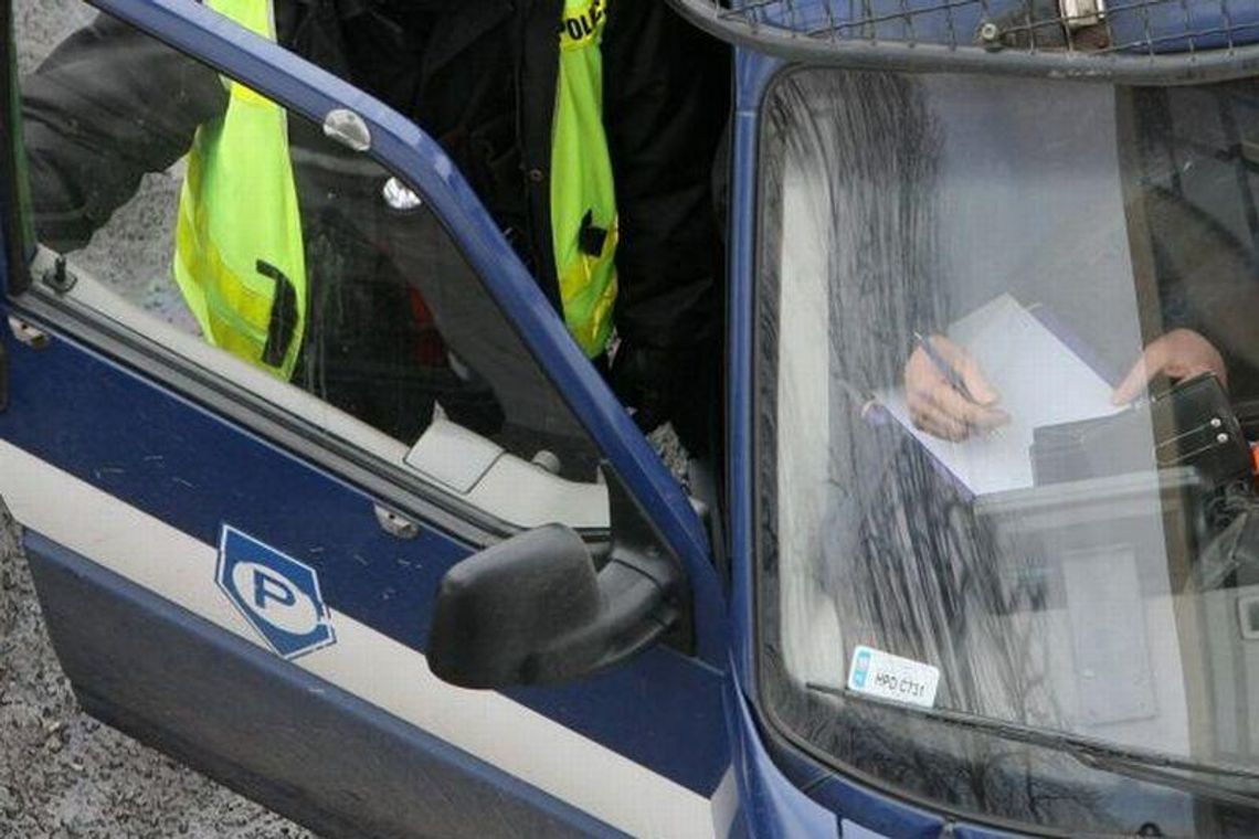 Policjanci ukarani za bazgroły w protokołach