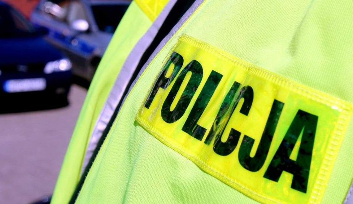 Policjanci uratowali życie 84-latce, która zasłabła przed komendą