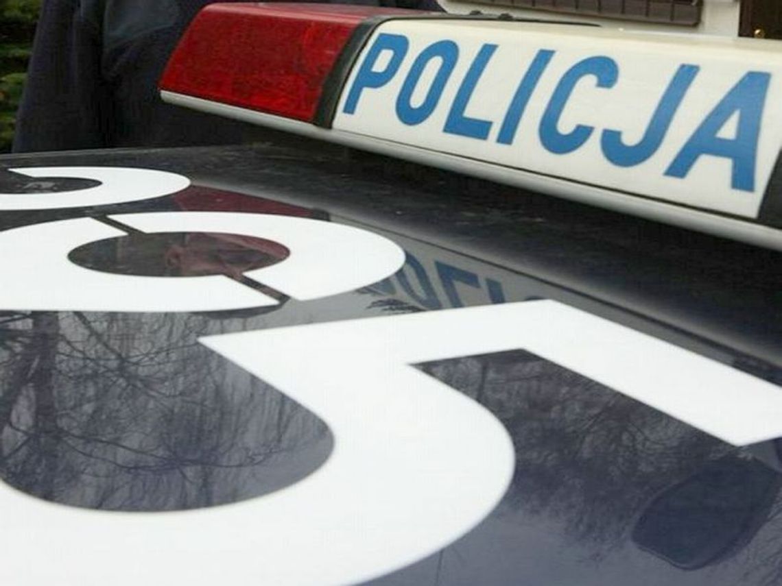 Policjanci wyrwali narkomanowi amfetaminę z gardła