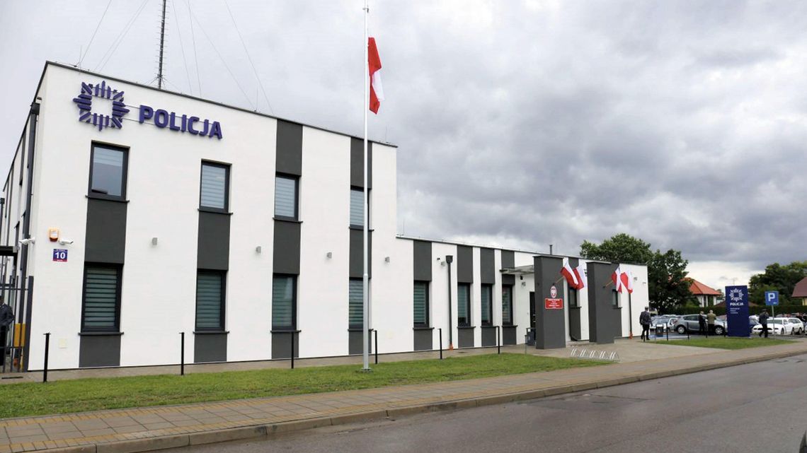 Policjanci z Kocka już w nowym komisariacie