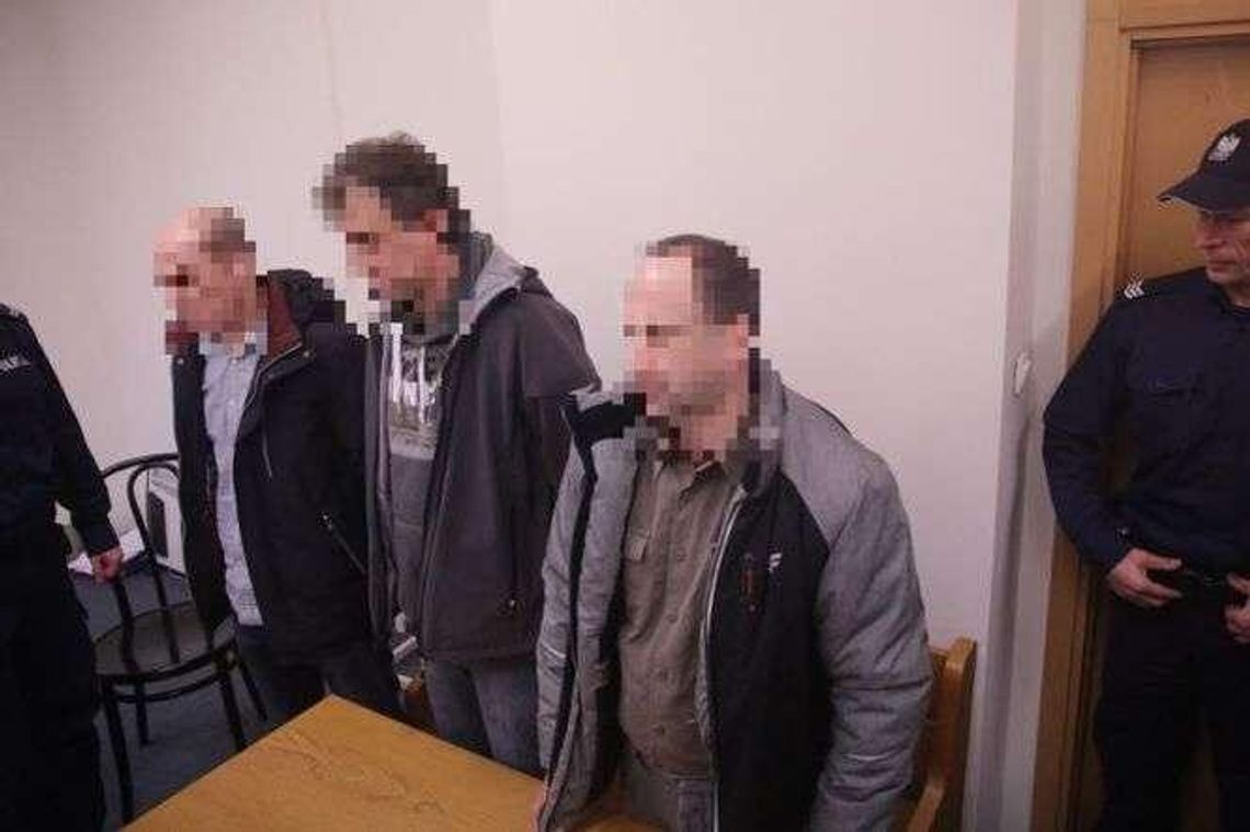 Policjanci z Lublina mieli razić paralizatorem w genitalia. Ruszył proces