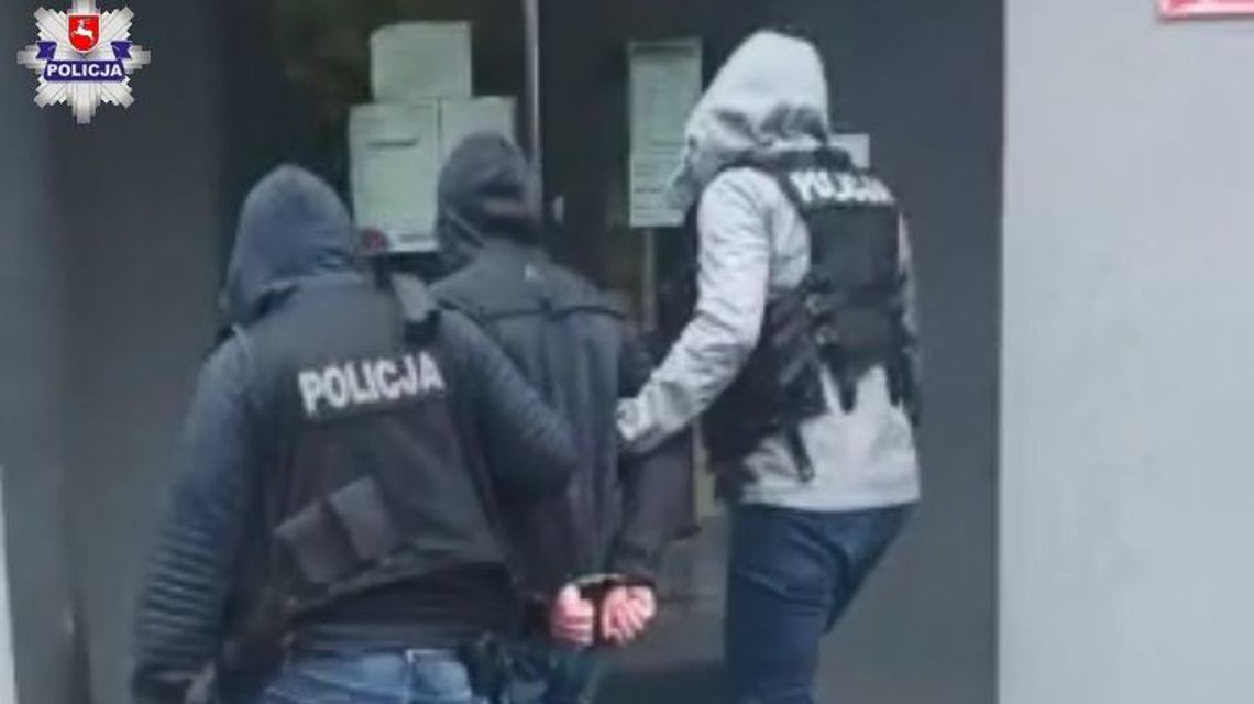 Policjanci zatrzymali pedofila z Małopolski. 14-latkę z Lublina namierzył w sieci