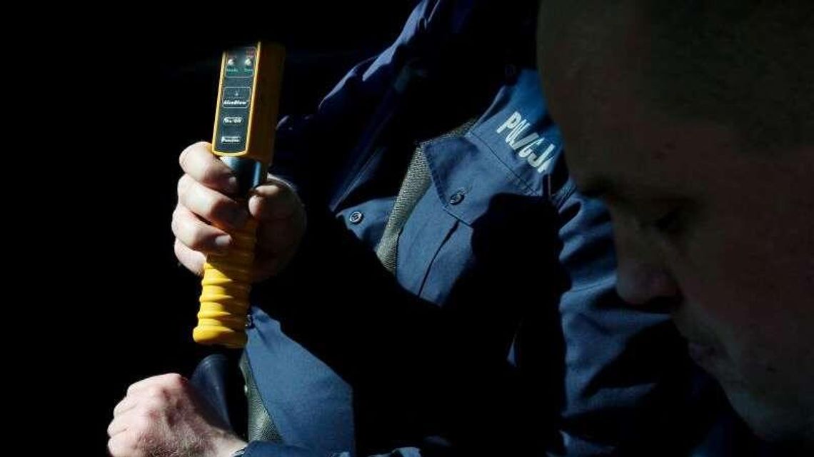 Policjanci zbadali motorowerzystę alkomatem. Wynik może szokować 