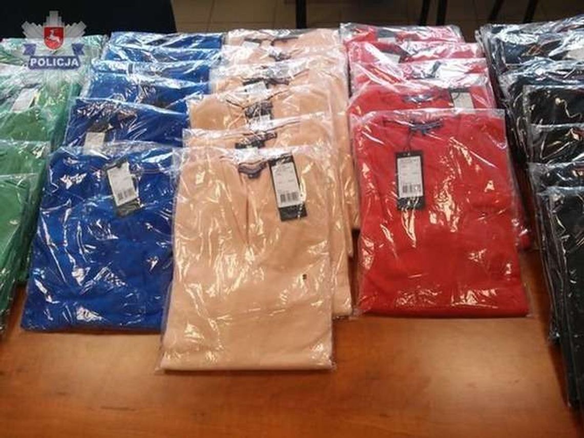 Policjanci znaleźli podrobione ubrania. Były warte 100 tys. zł