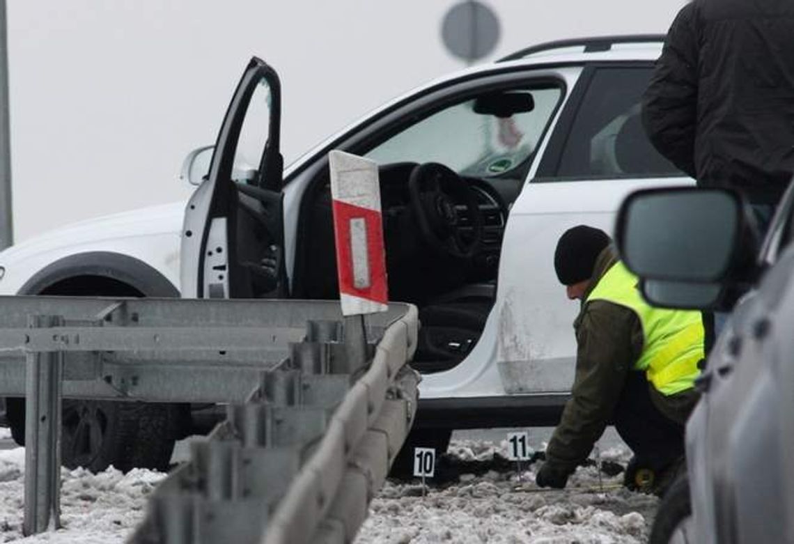  Policjant nie postrzelił się sam. Nowe szczegóły tragedii (wideo)