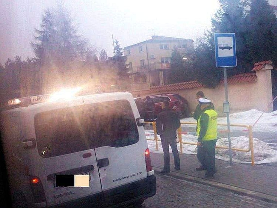 Policjant spowodował wypadek. Świadkowie: Był pijany i agresywny