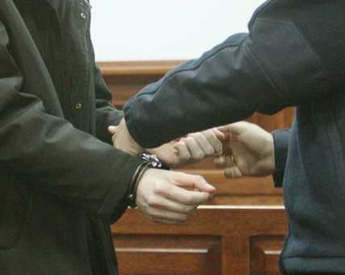 Policjant z Białej Podlaskiej oskarżony o strzelanie do Rosjan