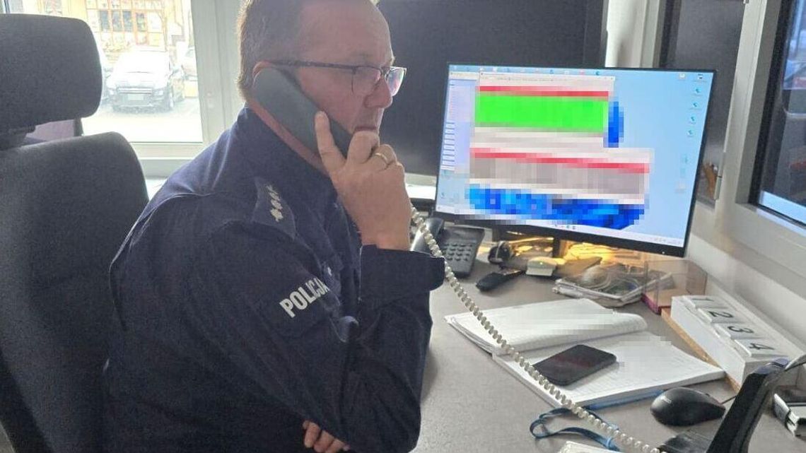 Policjant z krwi i kości. Nie musiał, a włączył się w poszukiwania i znalazł zaginionego