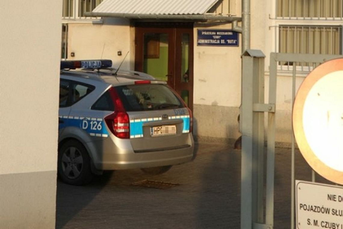 Policjant z radiowozu dostał 500 zł mandatu