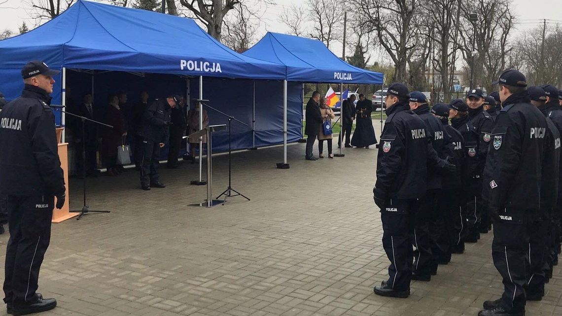 Policjantom w Rejowcu było za ciasno [zdjęcia]