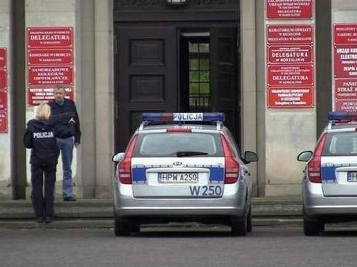 Policyjny pościg. Mężczyzna prawie przejechał kobietę z dzieckiem