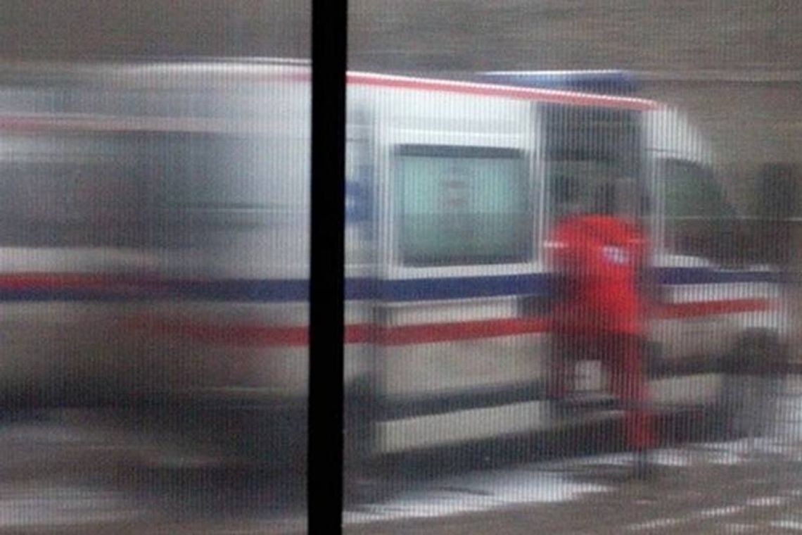 Poligonowa: Uratowali kobietę przed zamarznięciem Poligonowa: Uratowali kobietę przed zamarznięciem