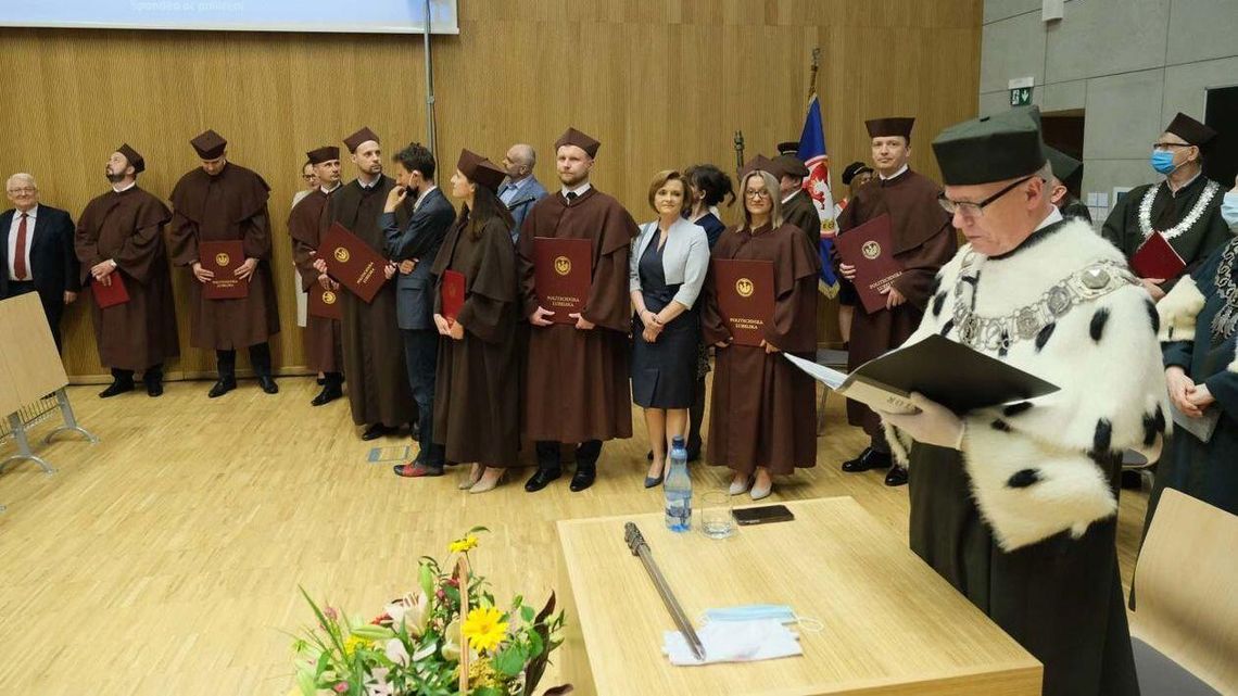 Politechnika Lubelska ma nowych doktorów. Część broniła się zdalnie