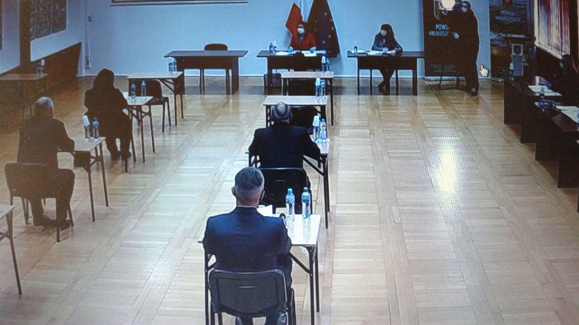 Politycy i samorządowcy popierają starostę hrubieszowskiego. Podział w PiS? 