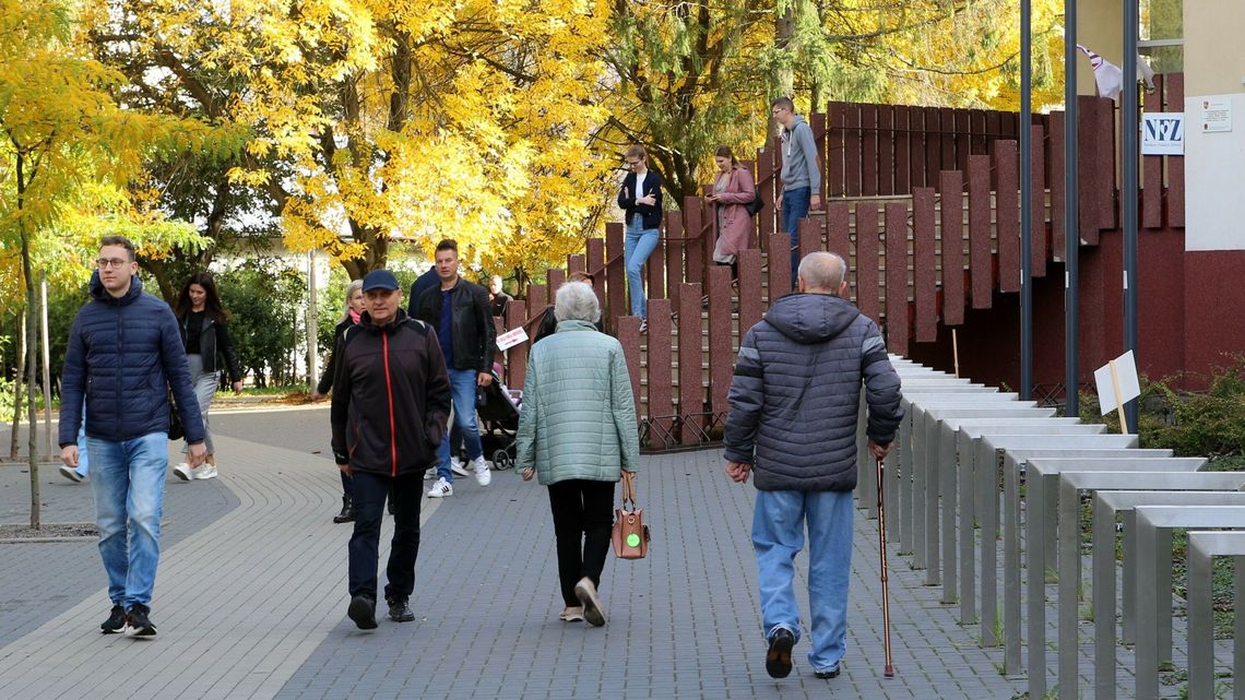 Polityczne sympatie w powiecie. Puławy za opozycją, Wąwolnica za PiS Polityczne sympatie w powiecie. Puławy za opozycją, Wąwolnica za PiS