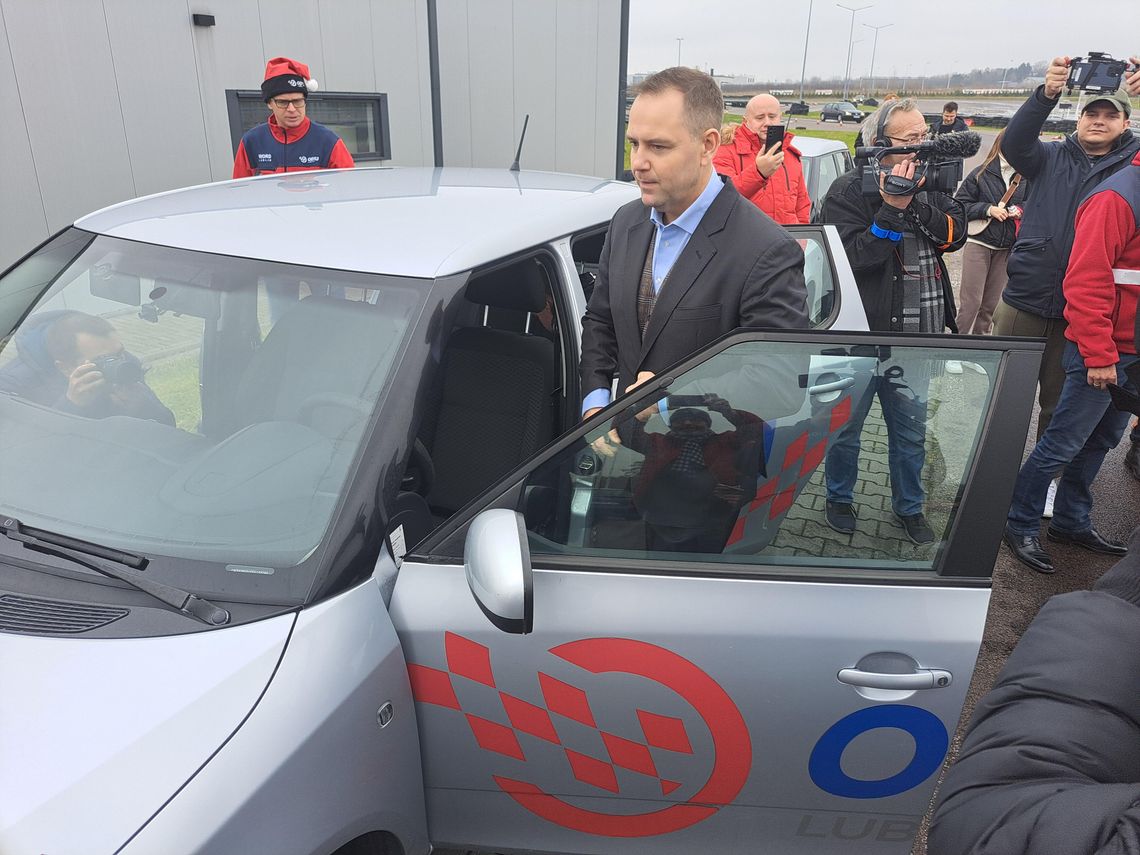 Polityka na płycie poślizgowej