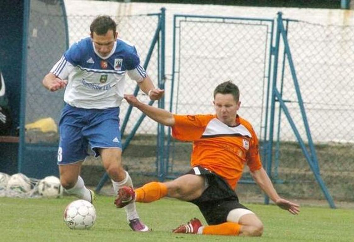 Polonia Przemyśl - Tomasovia 0:1, piłkarze Bohdana Bławackiego nowym liderem!