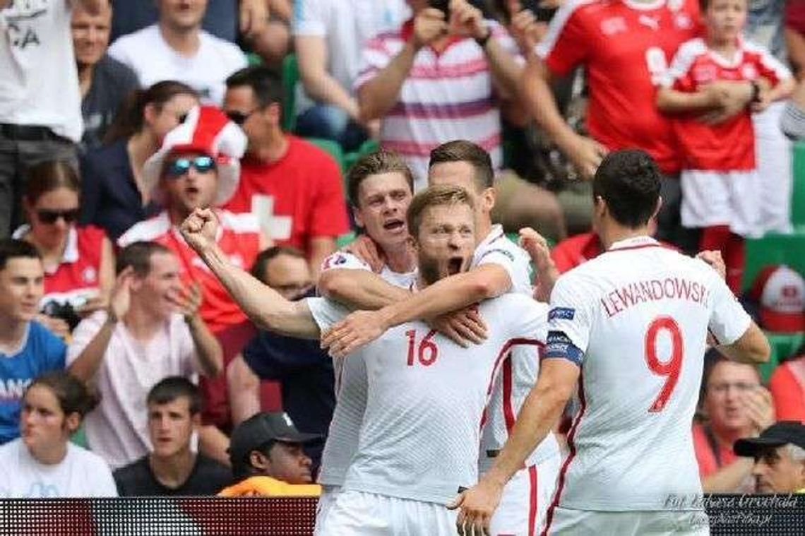 Polska w ćwierćfinale mistrzostw Europy! Zobacz karne (wideo)