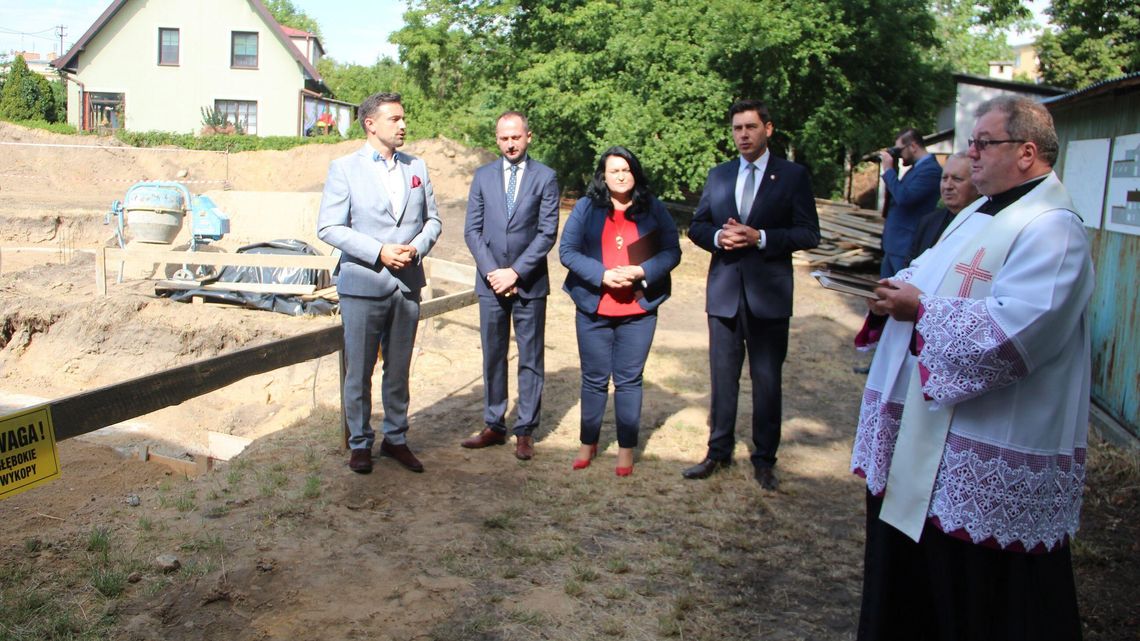 Polski Związek Głuchych rozbuduje swoją siedzibę w Białej Podlaskiej Polski Związek Głuchych rozbuduje swoją siedzibę w Białej Podlaskiej