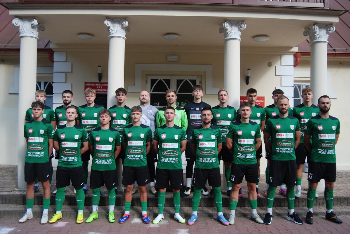 POM Iskra Piotrowice traci kontakt z czołówką po remisie z KS Cisowianka Drzewce