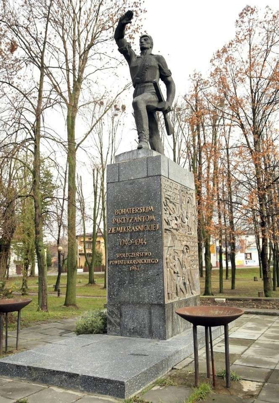 Pomnik Partyzanta w Kraśniku do wyburzenia? Pomnik Partyzanta w Kraśniku do wyburzenia?