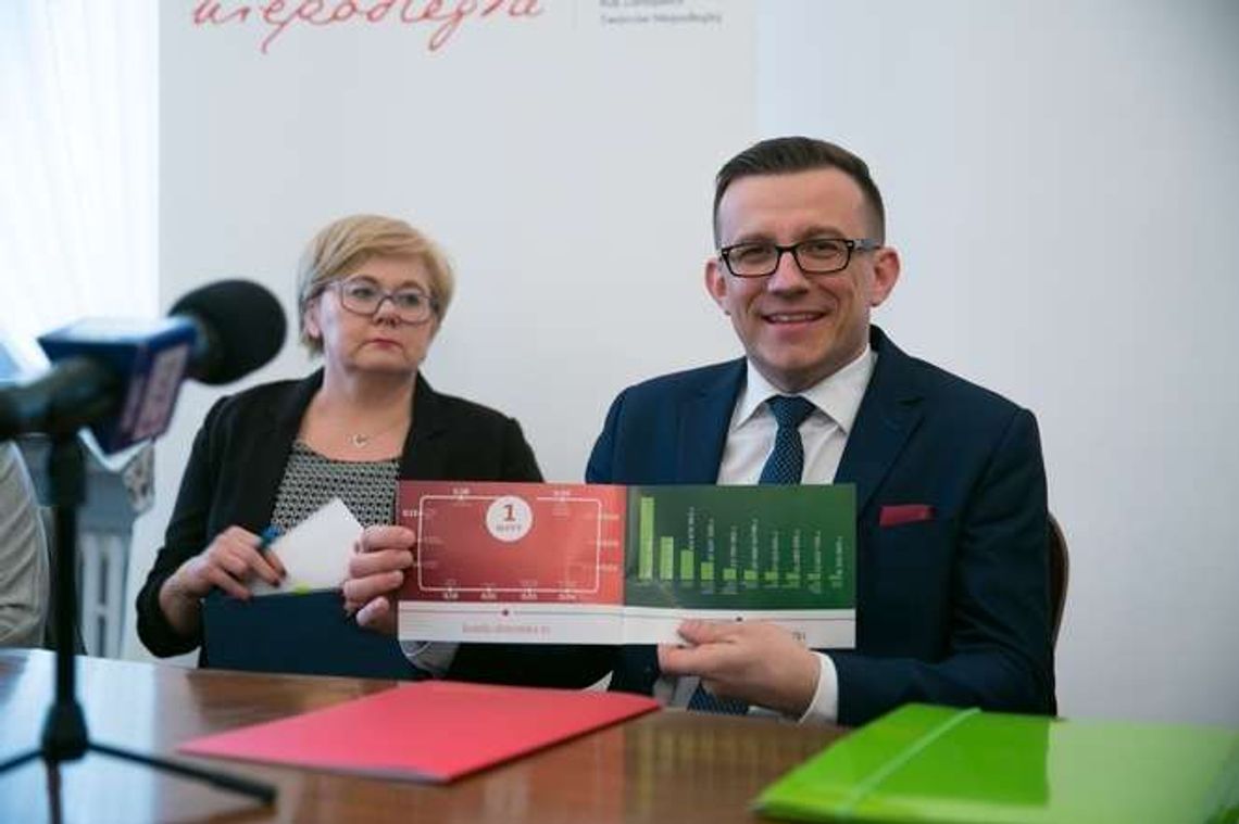 Pomnik Piłsudskiego w Zamościu. Będzie też historyczna budka telefoniczna