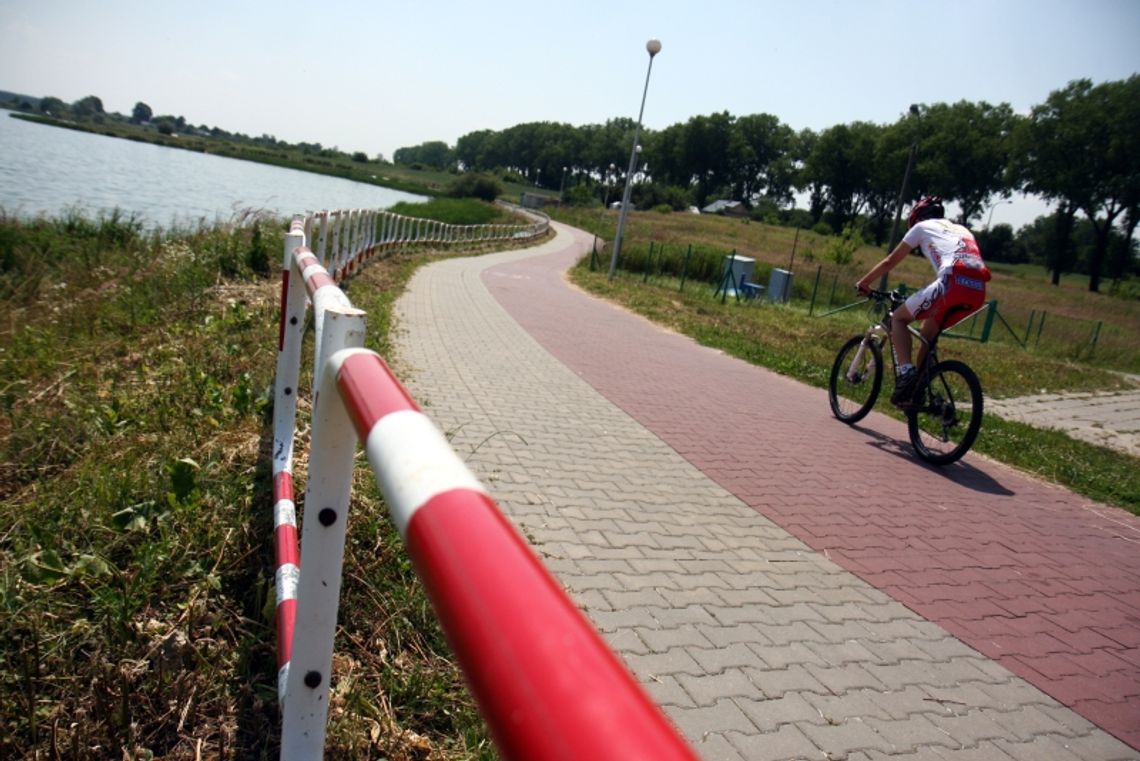 Pomosty na Zalewie Zemborzyckim dopiero na jesieni Pomosty na Zalewie Zemborzyckim dopiero na jesieni