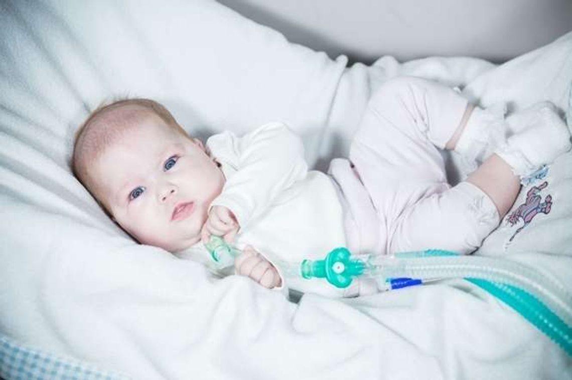 Pomóż Biance oddychać! Dziewczynka cierpi na Klątwę Ondyny