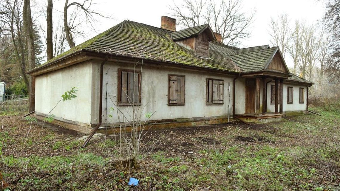 Ponad 3 mln zł na remont Harasiewiczówki. Chętnych nie ma