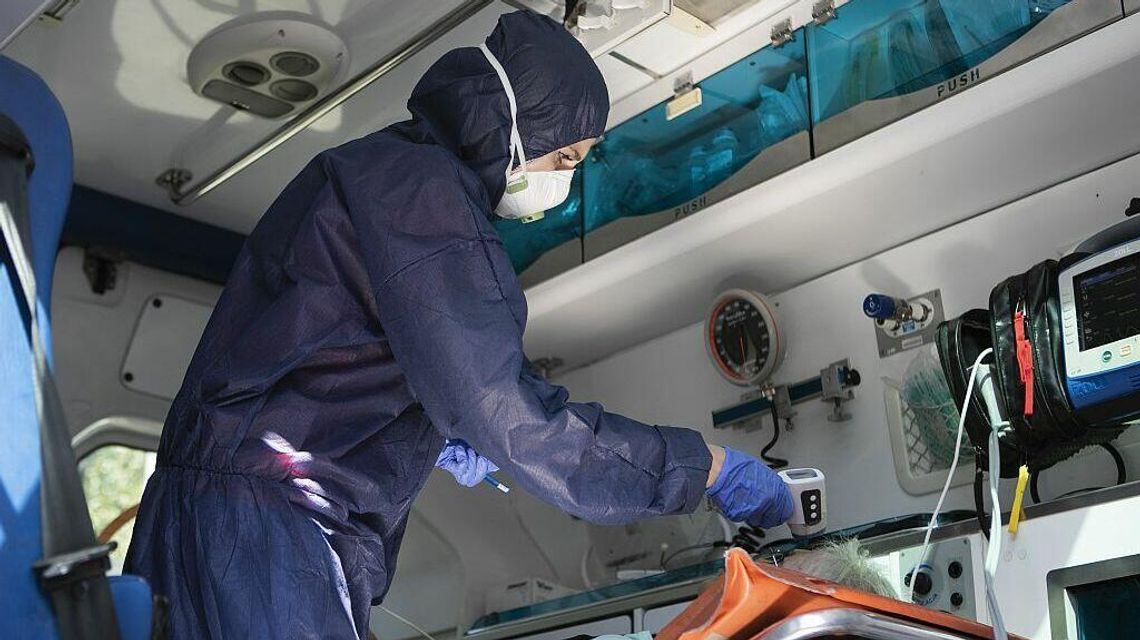 Ponad 48 tys. nowych zakażeń koronawirusem. Niedzielny raport Ministerstwa Zdrowia