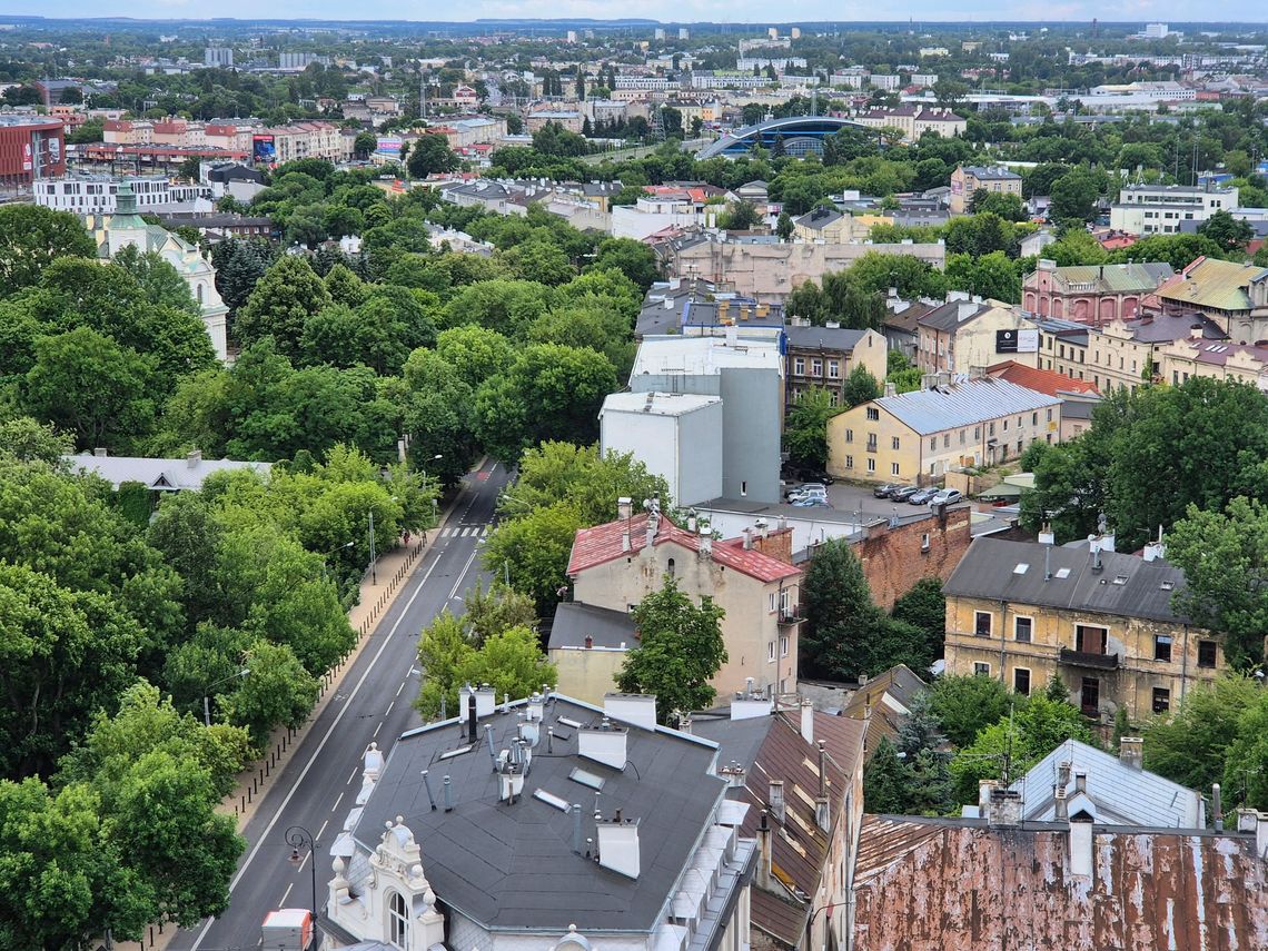 Ponad 500 pustostanów i nawet 10 lat czekania na mieszkanie.