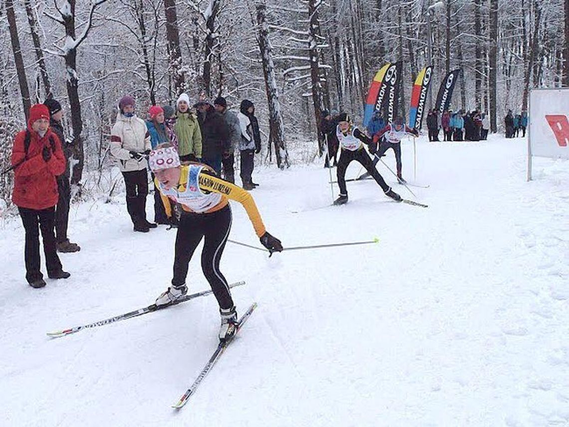 Ponad dwustu uczestników na starcie \"Biegu na Igrzyska” w Tomaszowie