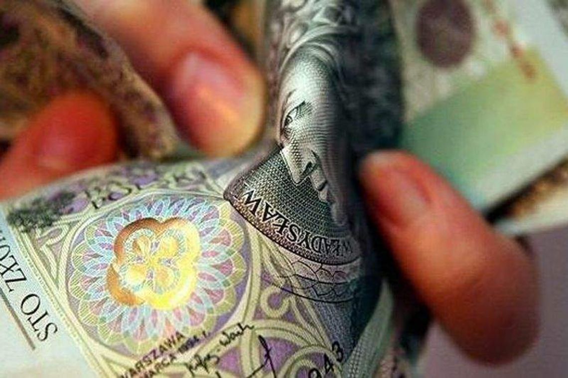 Ponad sto kulturalnych projektów walczy o pieniądze