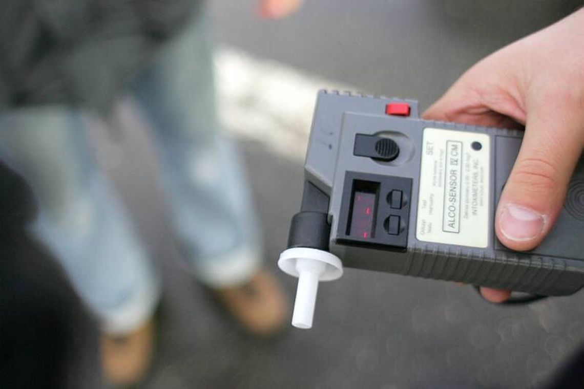 Poniatowa: Pijany kierowca busa wiózł 9 pasażerów