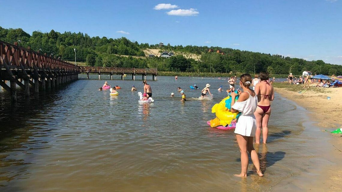 Popularne kąpielisko zamknięte. W wodzie są bakterie