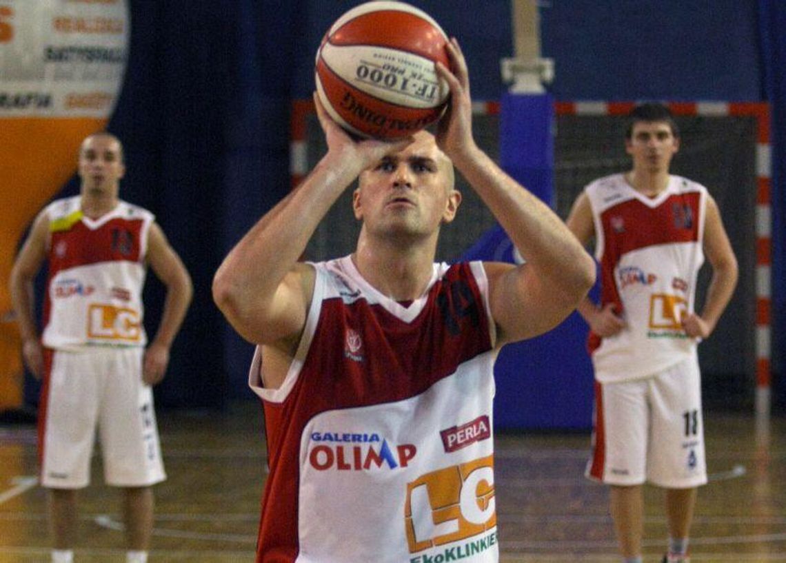 Porażki Olimpu-Startu i Novum