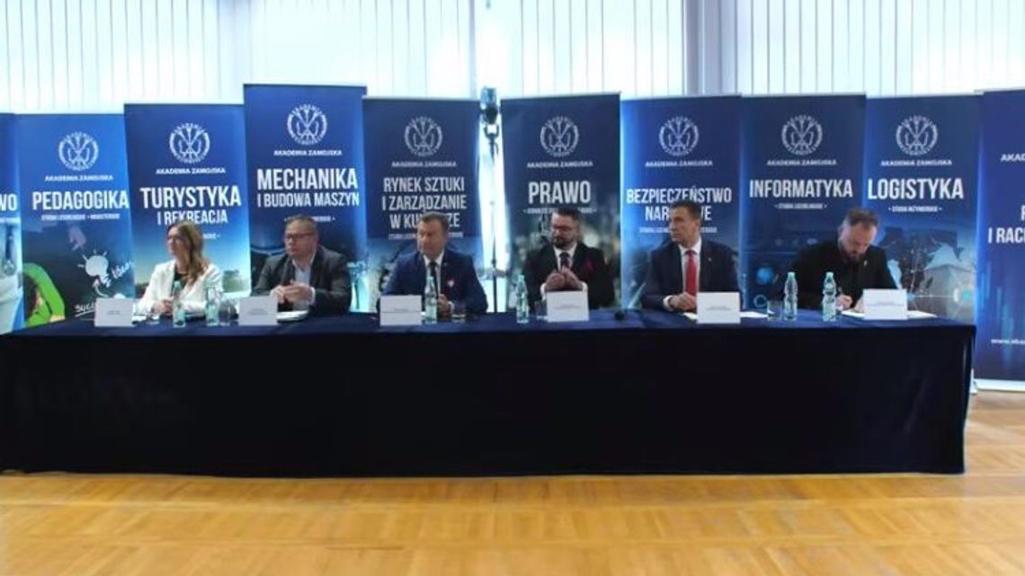 Porozmawiajmy o polityce. Kolejna przedwyborcza debata w Zamościu Porozmawiajmy o polityce. Kolejna przedwyborcza debata w Zamościu