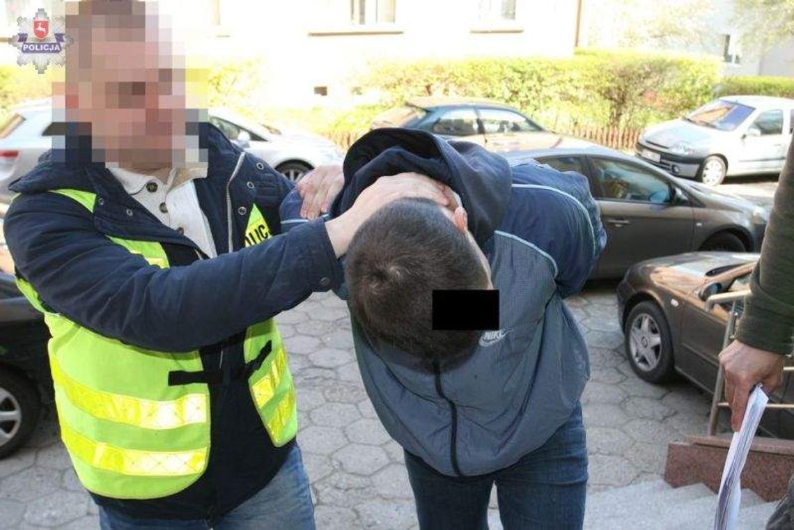 Porwali go, wywieźli do lasu i pobili. Chcieli żeby założył firmę