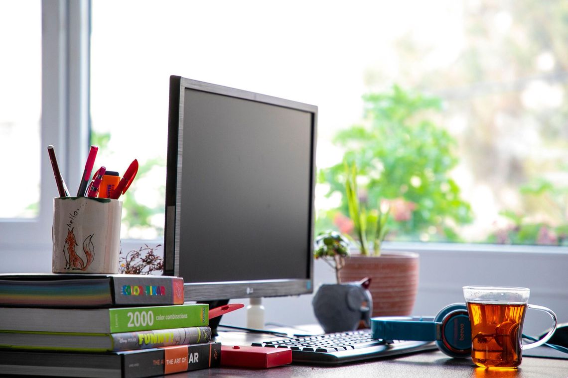 Porządek na biurku to podstawa. Jakie akcesoria ułatwią domowy home office? Porządek na biurku to podstawa. Jakie akcesoria ułatwią domowy home office?