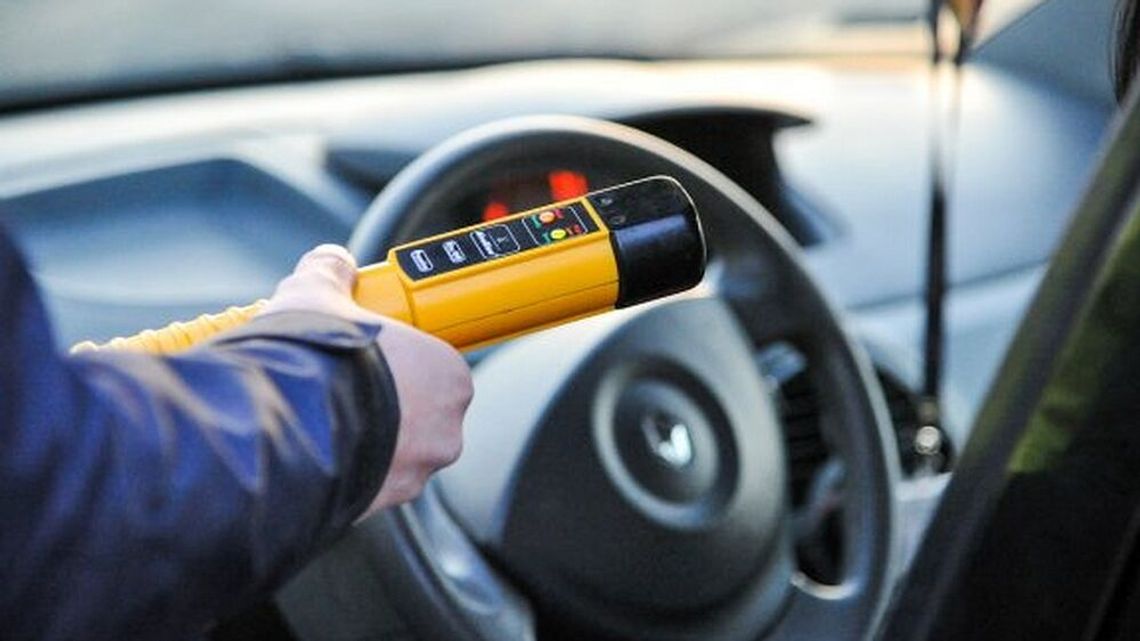 Pościg za pijaną kobietą z dzieckiem. Proponowała łapówkę