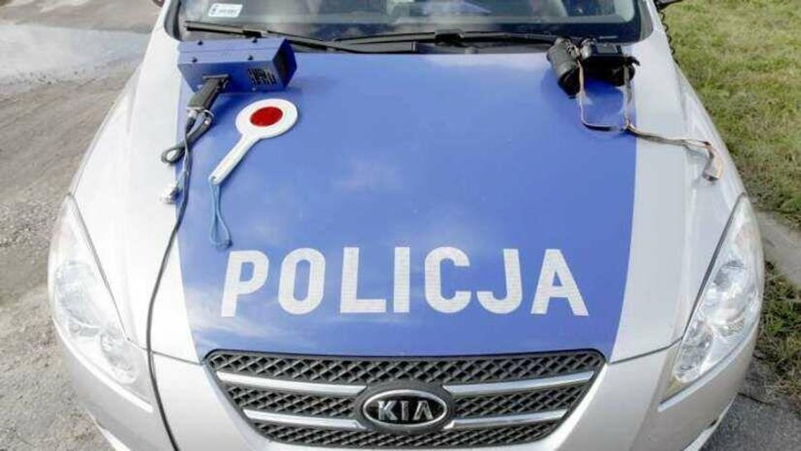 Pościg za pijanym kierowcą skody. Na koniec uciekał pieszo