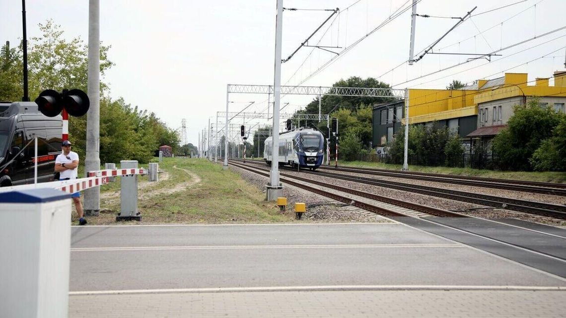„Posłuchaj głosu rozsądku” – kolejarze apelują o bezpieczeństwo na przejazdach „Posłuchaj głosu rozsądku” – kolejarze apelują o bezpieczeństwo na przejazdach